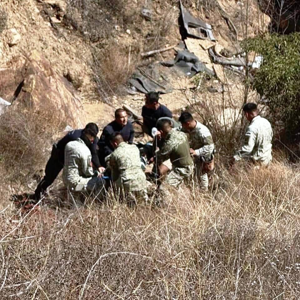 IMG_5620 🚨 Tragedia en Ensenada: vehículo militar cae a un barranco 
