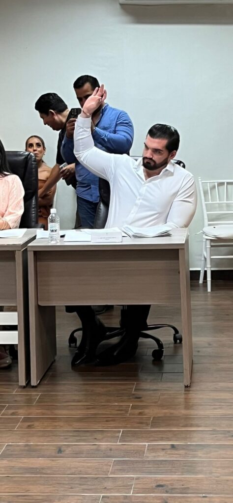 WhatsApp-Image-2025-09-12-at-2.19.48-PM-474x1024 "Regidor Héctor Álvarez plantea multas y arrestos como medidas más estrictas contra la crueldad animal"