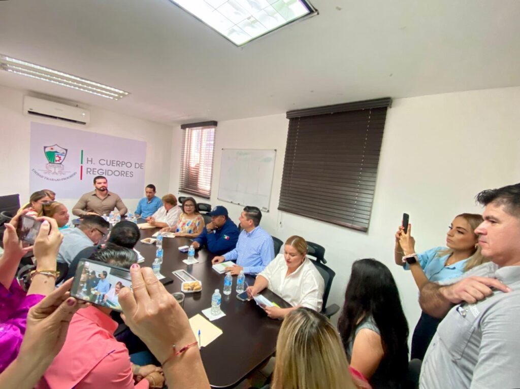 WhatsApp-Image-2025-09-19-at-1.01.47-PM-1-1024x767 Héctor Álvarez redobla esfuerzos: Ahome avanza en la protección animal.